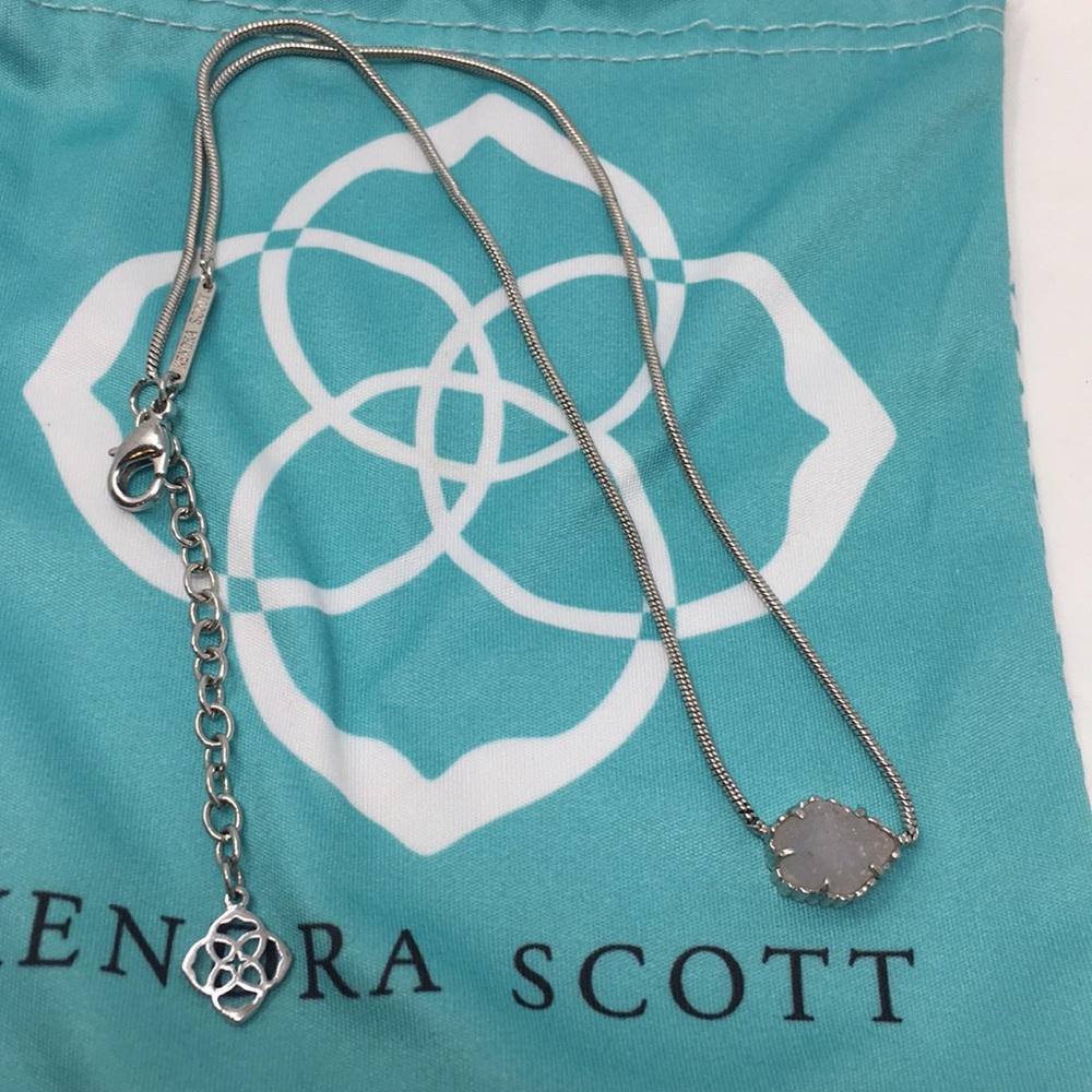 Kendra Scott Mara Necklace VGUC